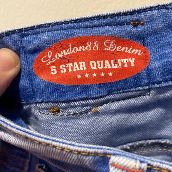 88 jeans capri Women’s ripped pants, size 24 - Picture 4 of 10